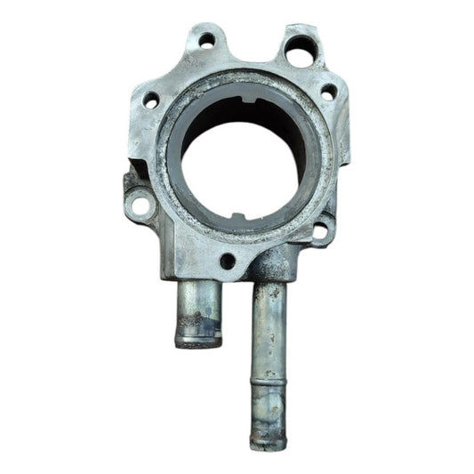 Base Soporte Tubo Agua Caja De  Termostato Hino 816 716 300