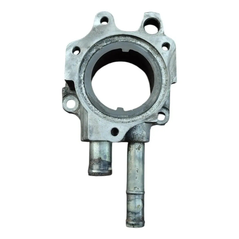 Base Soporte Tubo Agua Caja De  Termostato Hino 816 716 300