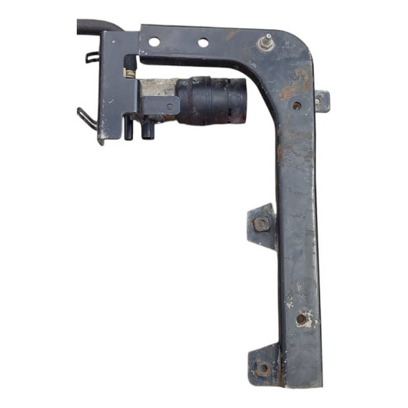 Soporte Base Válvula Vacio Freno Escape Isuzu Elf 500