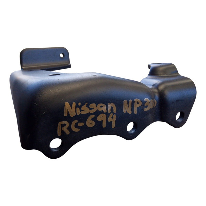 Base Soporte Alternador Nissan Diesel Yd25 D22 2.5l