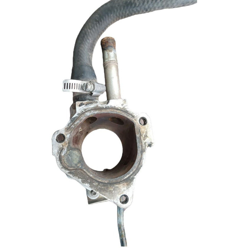 Soporte Conexion Refrigerante Agua Tubo Hino 300 816