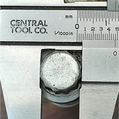 Perno Tornillo Coraza Concha Motor Isuzu 4hk1 Elf 450 500