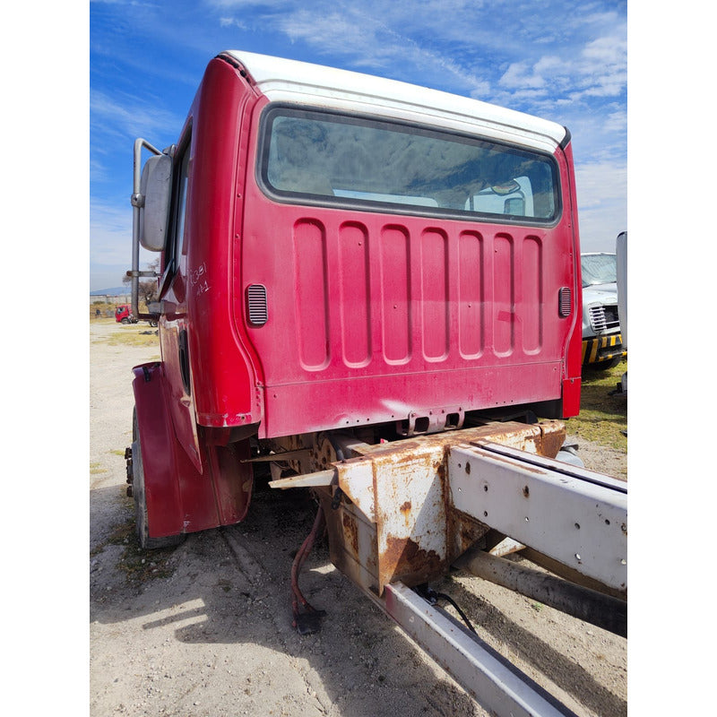 Chasis Cabina Sin Motor Sin Transmisión Freightliner M2 2005