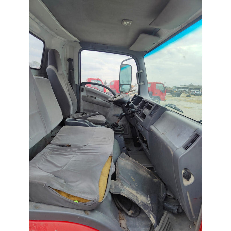 Isuzu Elf 500 600 Cabina
