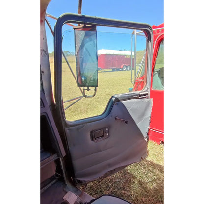Cabina Kenworth T300 Año 2003 Por Partes