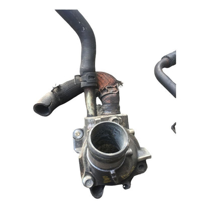 Toma Paso Agua Tubo Hino 300 816 716 616 514 N04ctv