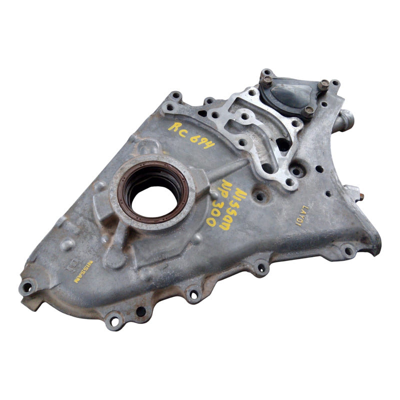 Tapa Cubierta Bomba Aceite Nissan Diesel Frontier 2.5l