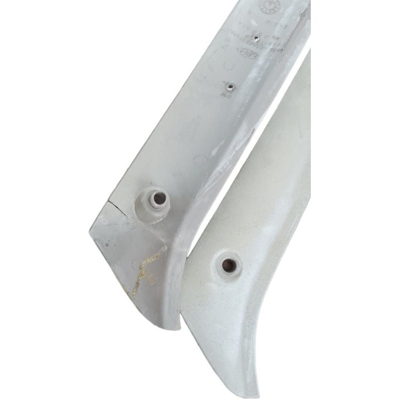 Moldura Panel Cubierta Plastico Poste Parabrisas Cabina Ford