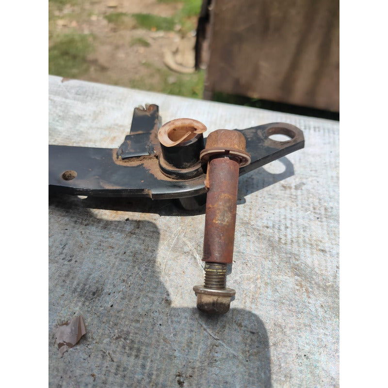 Pedal Clutch Tornillos Isuzu Elf 450
