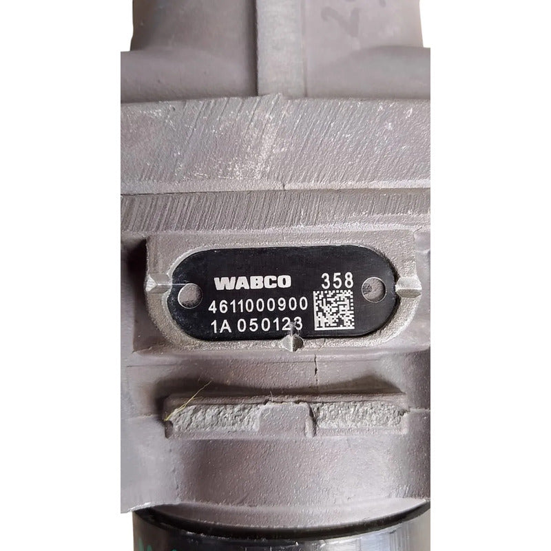 Válvula Pie Frenos Aire Wabco Freightliner Fl360 1217