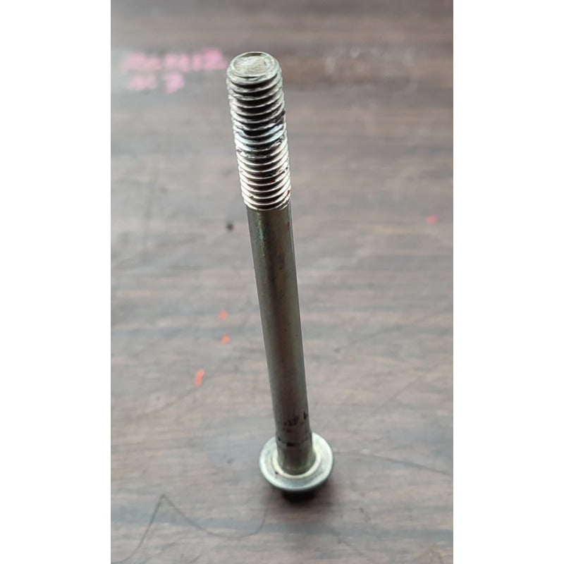 Perno Tornillo Bomba Agua Motor Hino 300 816 716
