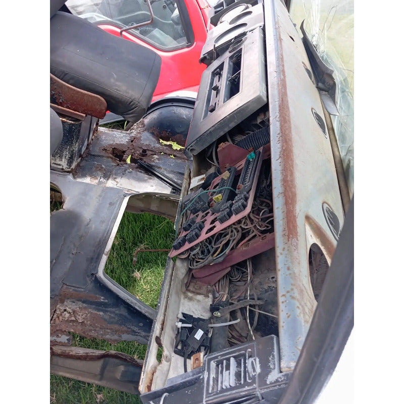 Mercedes Benz 2121 1417 Chapulin Cabina Camión