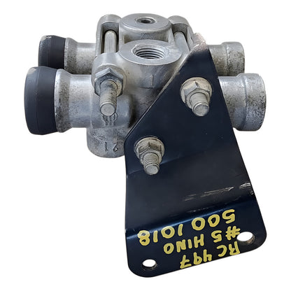 Válvula Moduladora De Aire Frenos Abs Hino 500 700 Soporte
