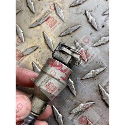 Conector Valvula Distribuidora Motor Mercedes Benz Om 906