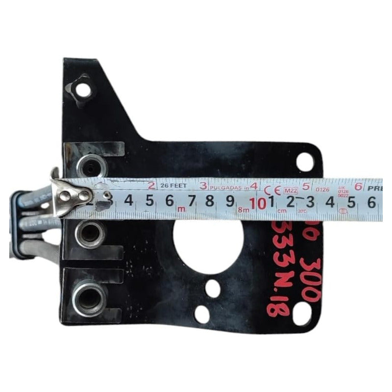 Base Soporte Mangueras Liquido Freno Clutch Hino 716 816 616