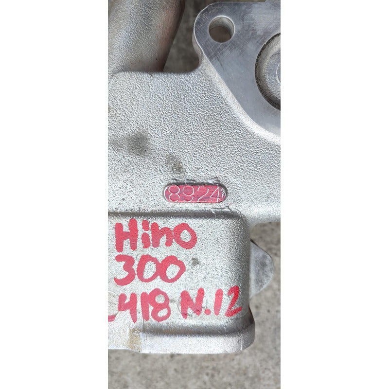 Toma Paso Conexión Agua Refrigerante Motor Hino N04ctv