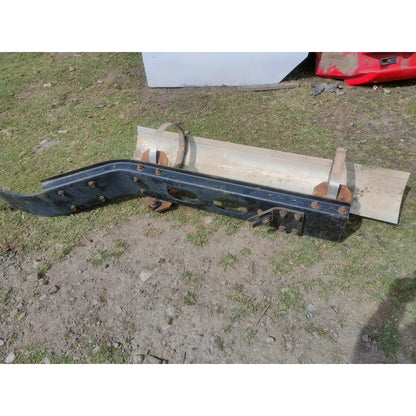 Base Soporte Silenciador Escape Chasis Para Barrenar