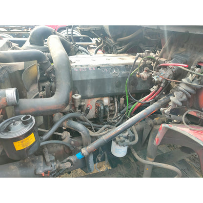 Motor Mercedes Benz Om 906  Arrancando