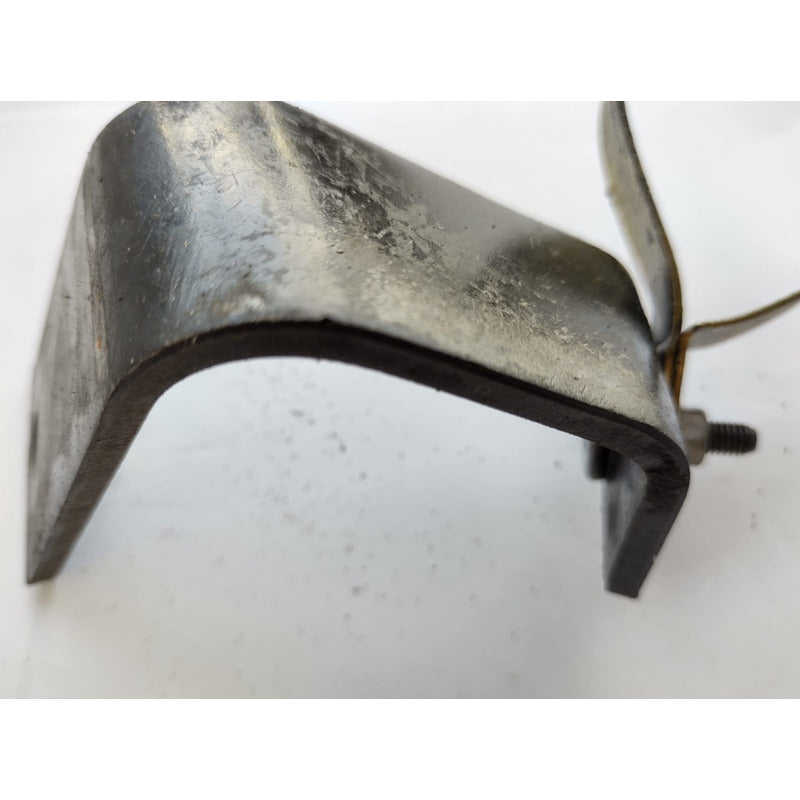 Base Soporte Agarradera Arnés Cableado Chevrolet Kodiak