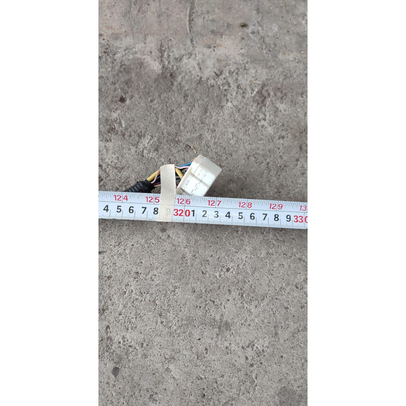 Arnes Conector Convertidor Corriente Voltaje Cabina Hino 300