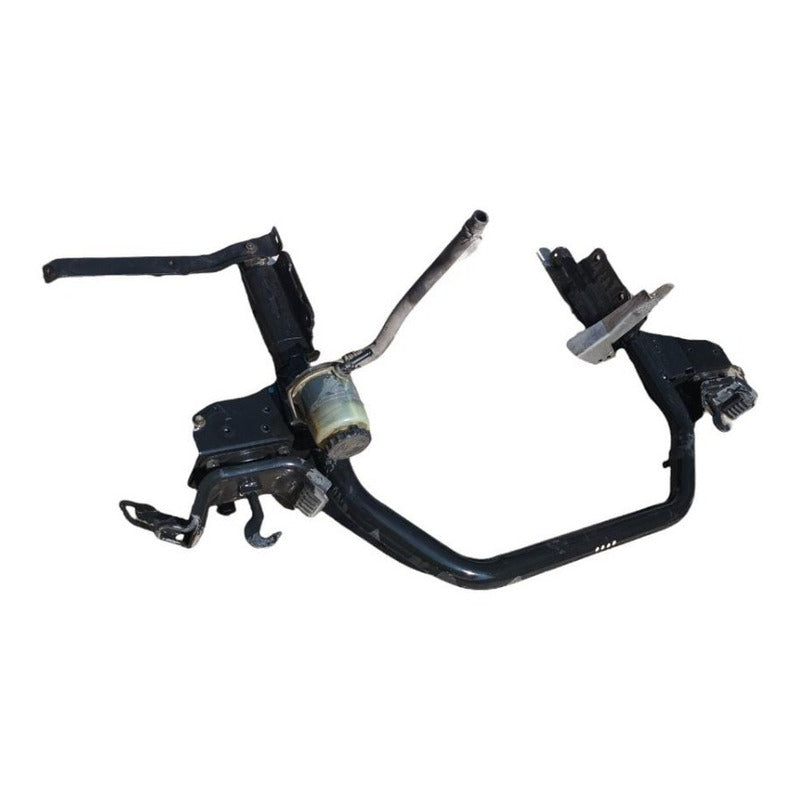 Base Soporte Gancho Broche Deposito Aceite Cabina Hino 300