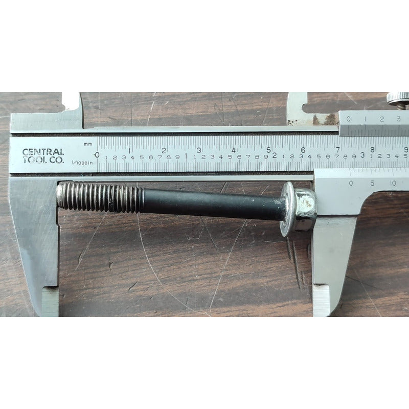Tornillo Hule Tapa Punterías Motor Isuzu 4hk1 Elf 450 500