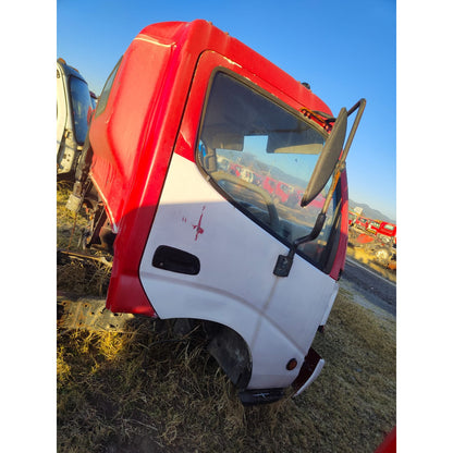 Cabina Hino 300 716 816 2011