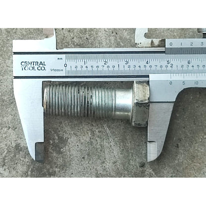 4 Tornillos Polea Cigüeñal Motor Isuzu 4hk1 Elf 450 500