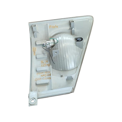 Faro Direccional Cuarto Luz Isuzu Elf 300 2018-2023 Piloto