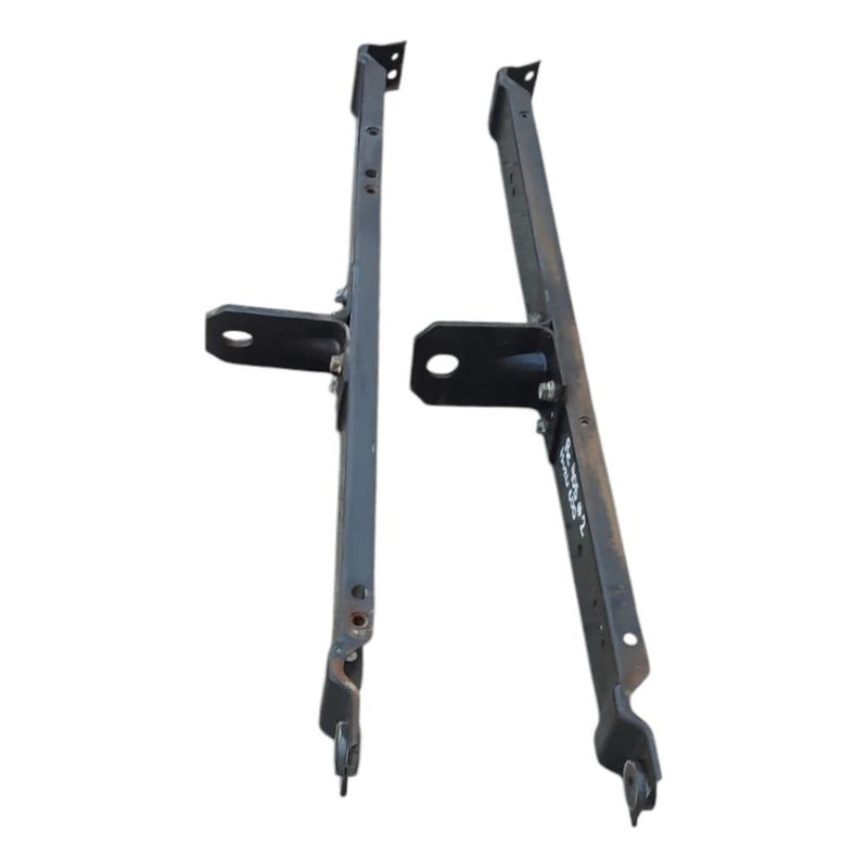 Base Soporte Radiador Isuzu 4hk1 Elf 400 450 500 Par