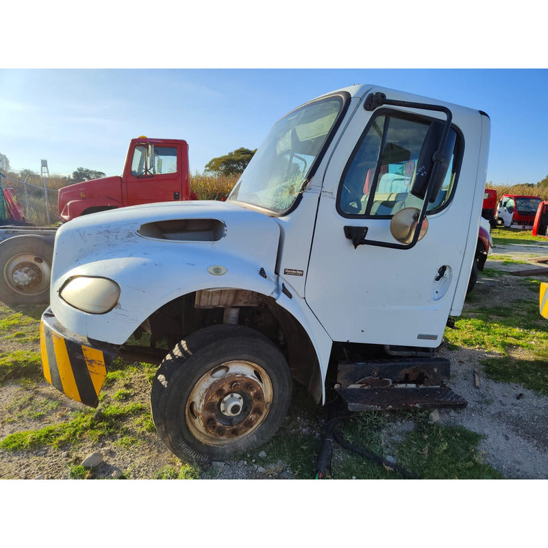 Cabina Cofre Freightliner M2 Año 2007