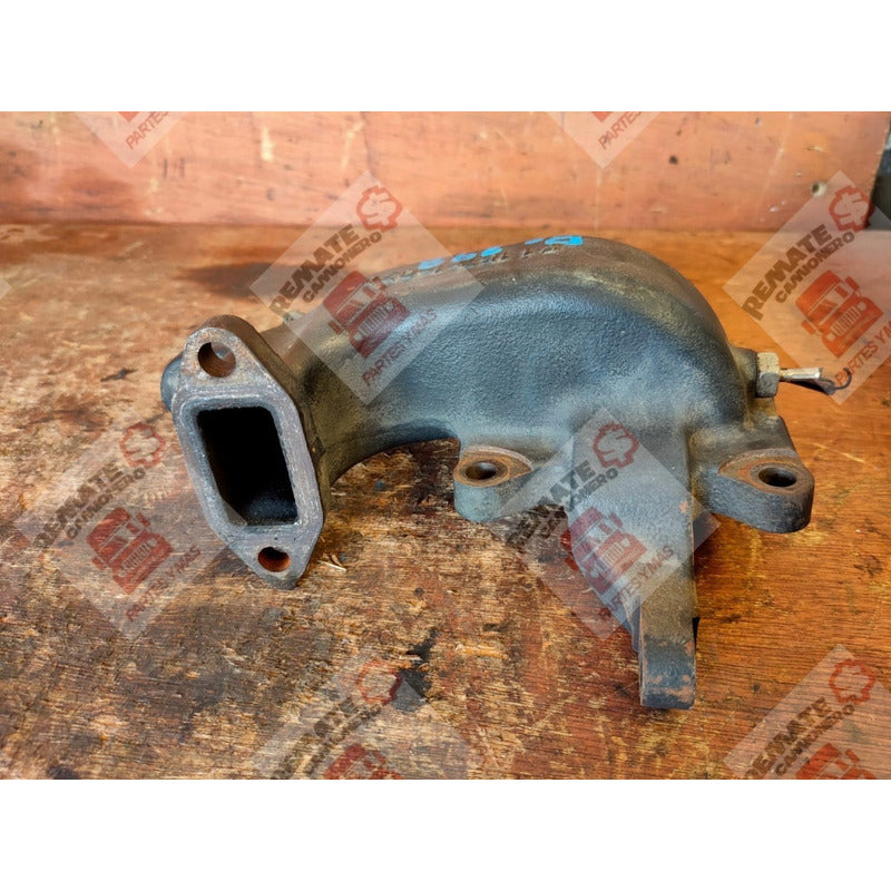 Múltiple Válvula Egr Motor Isuzu 4hk1 Elf