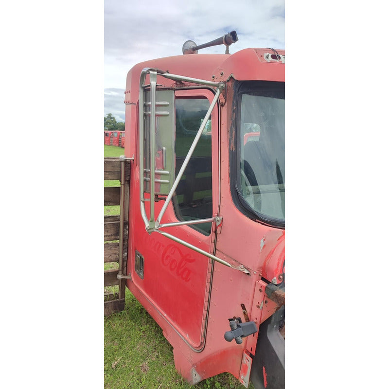 Cabina Kenworth T300 T370 Año 2001