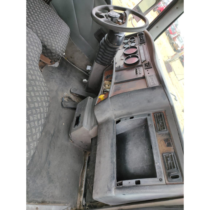 Cabina Kenworth T300 Año 2003