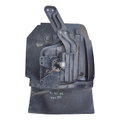 Salpicadera Valvula Deposito Tanque Vacio Hino 300 816