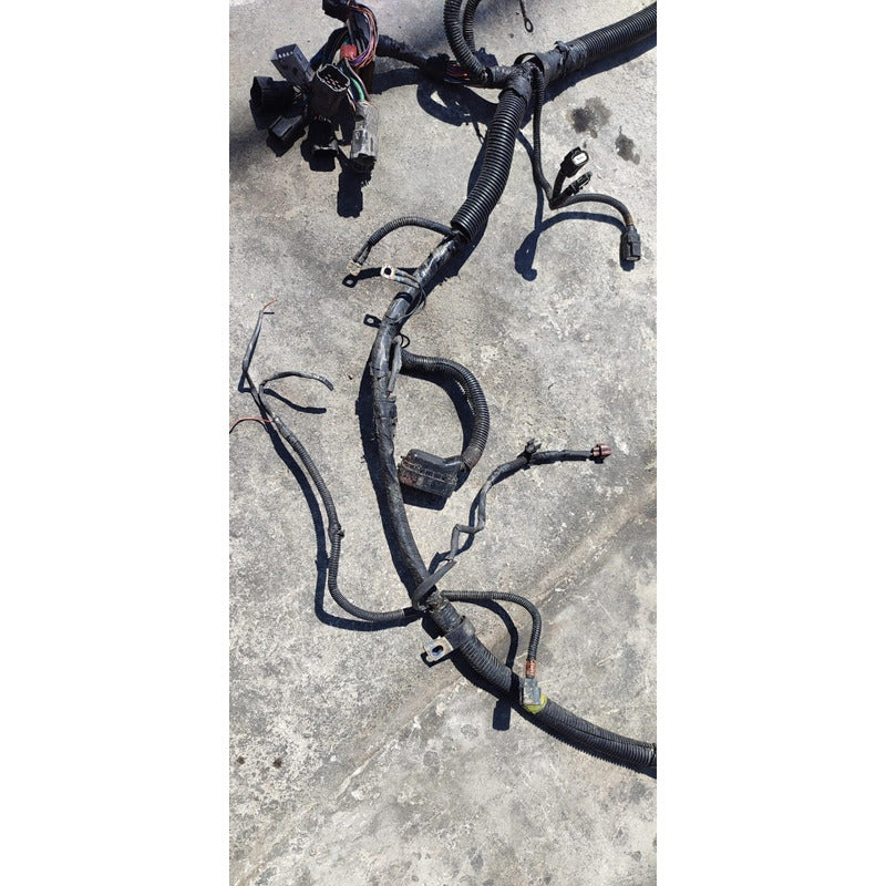 Arnes Caja Tablero Fusibles Sterling 360 Freightliner