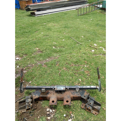Soporte Delantero Volvo  Radiador Cofre