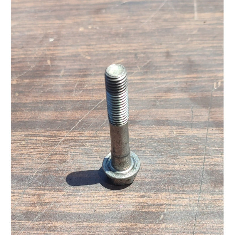 Perno Tornillo Enfriador Aceite Navistar Maxxforce 7.6l Inte