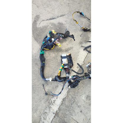 Arnes Tablero Interior Cabina Isuzu Elf 300 2018-2023