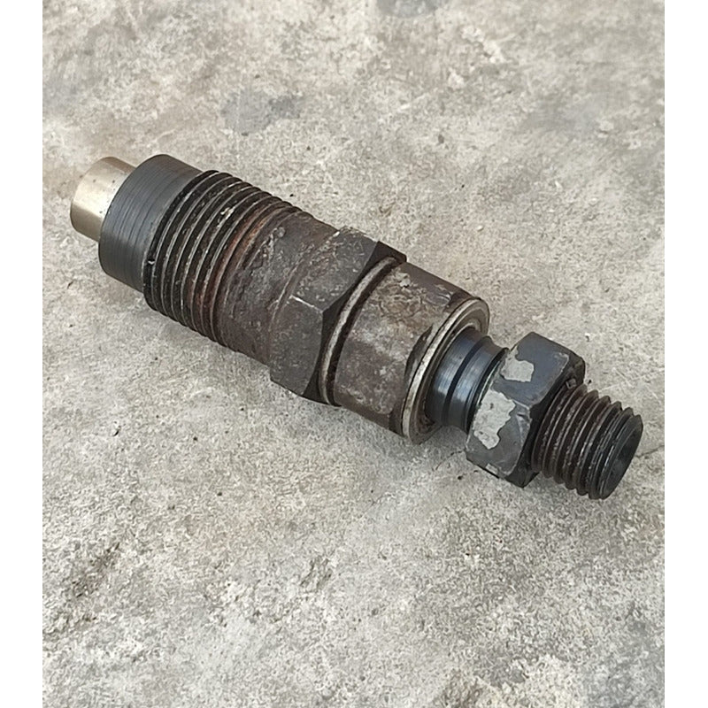 Inyector Motor Kubota V2203 Minicargador Bobcat