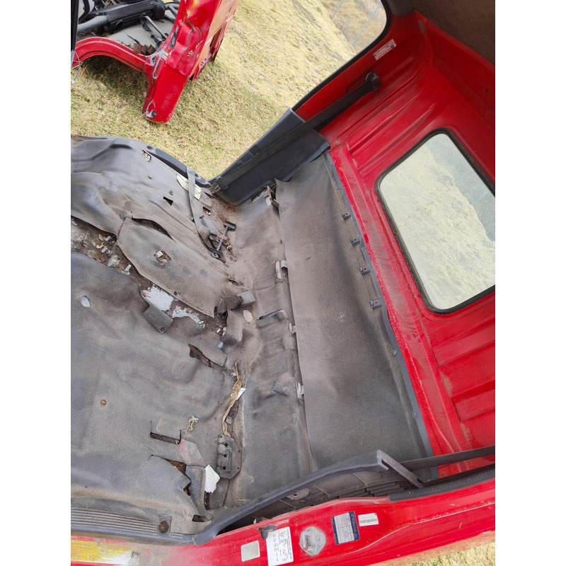 Cabina Isuzu Elf 300 Año 2010