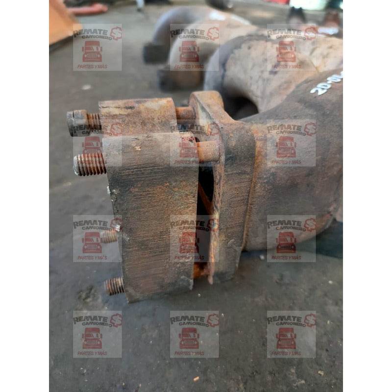 Multiple Escape Motor Mercedes Benz Om366