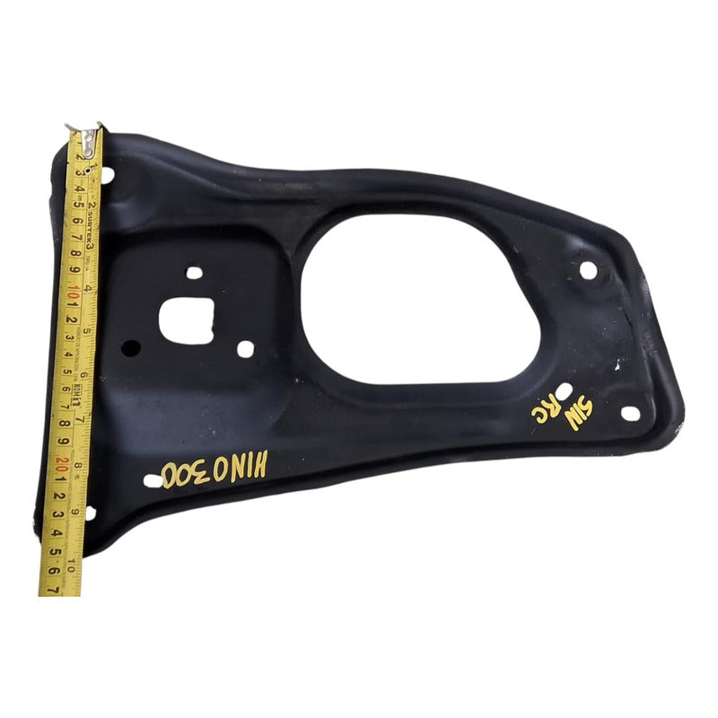 Soporte Base Defensa Parachoques Hino 300 816 716