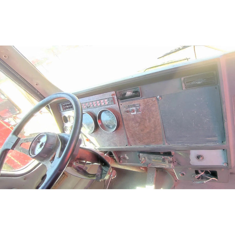 Cabina Kenworth T300 Año 2003 Por Partes