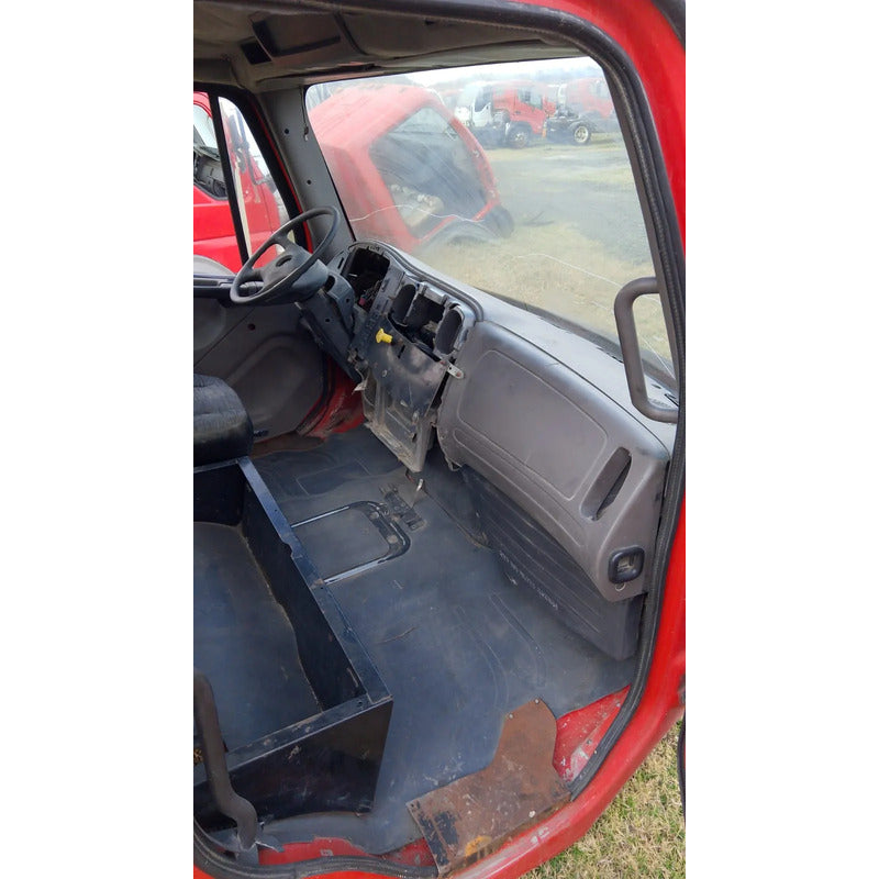 Cabina Freightliner M2 2009