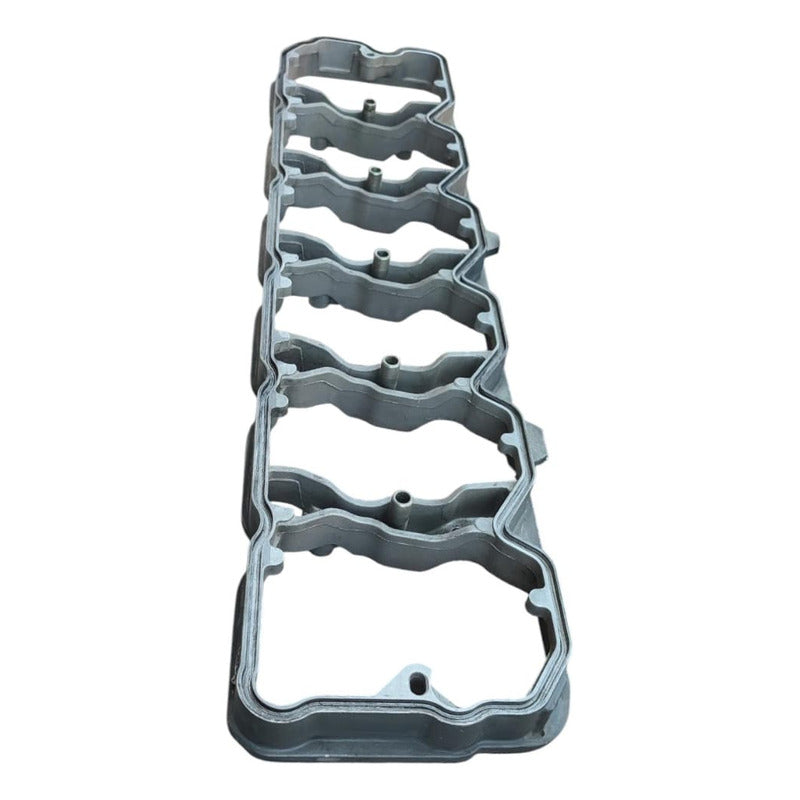Aumento Base Balancin Cubierta Motor Cummins Isb 6.7l Paccar