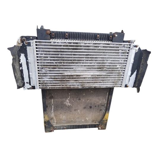 Radiador Postenfriador Freightliner M2 Motor Mercedes 904
