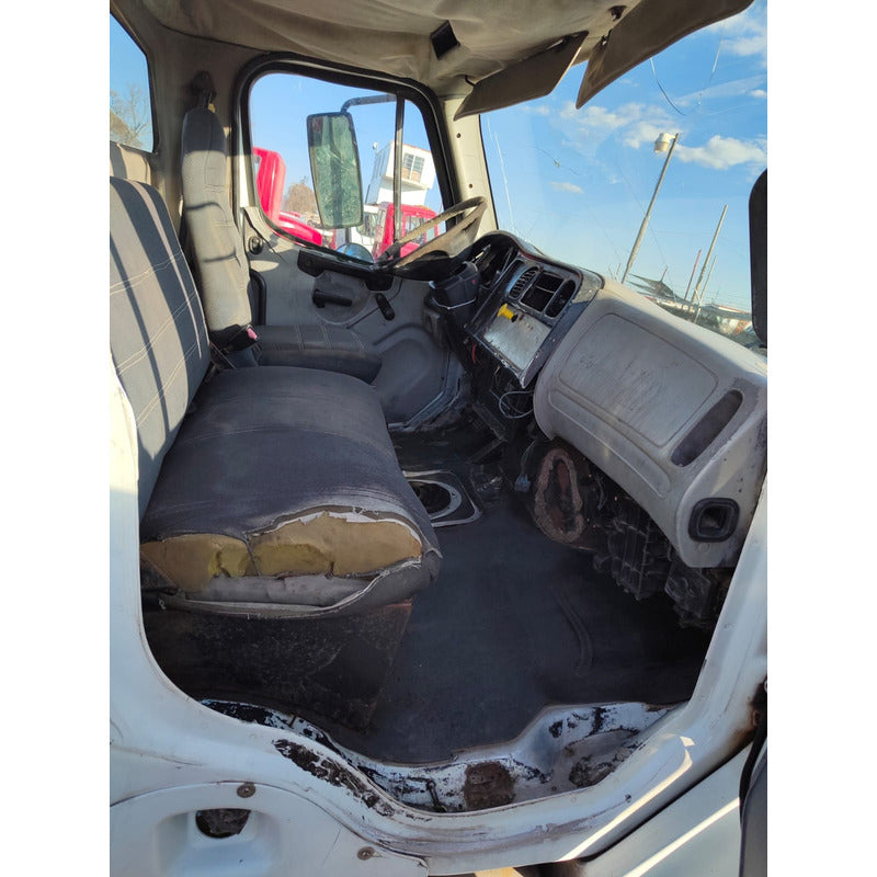 Cabina Cofre Freightliner M2 Año 2007