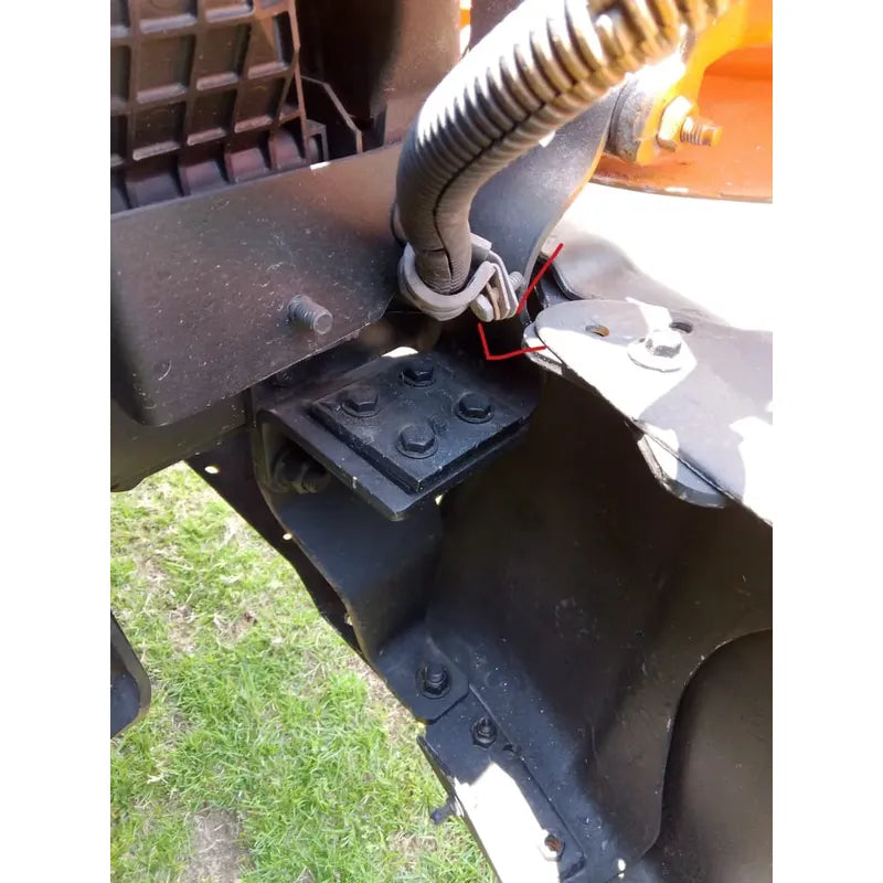 Aumento Soporte Bisagra Defensa Freightliner M2