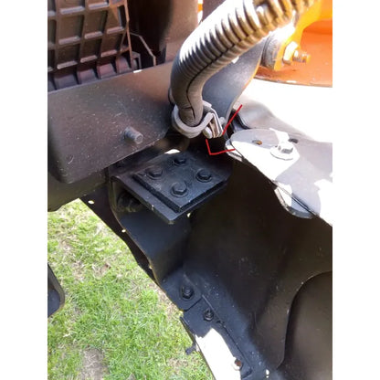Aumento Soporte Bisagra Defensa Freightliner M2